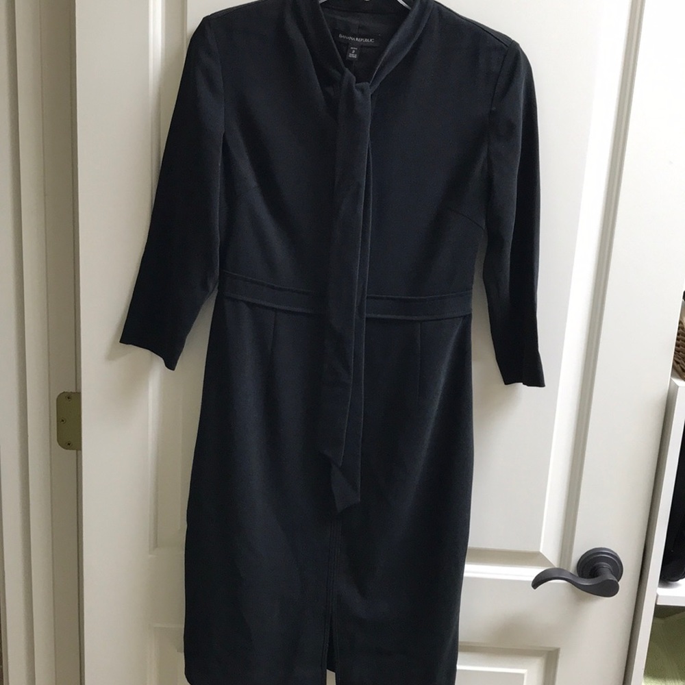 Banana Republic fully lined black dress